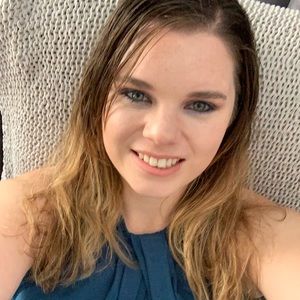 Meet your Posher, Brittney